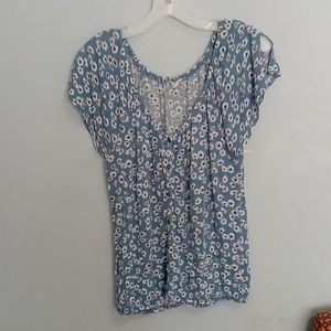 Aeropostale women's blue daisy blouse